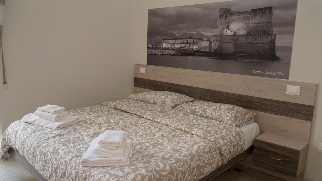 Donna Vicenza Bed & Breakfast Naples Exterior photo