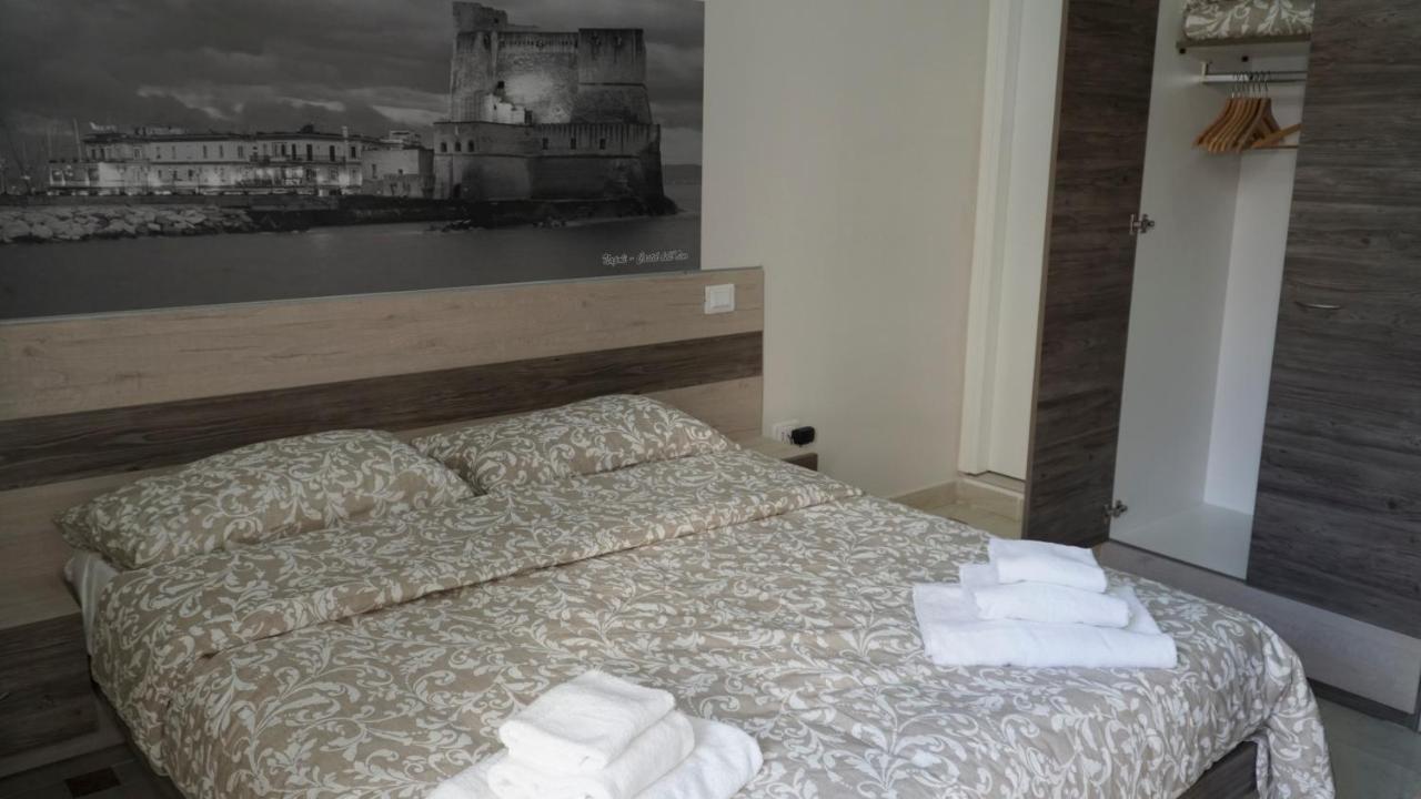 Donna Vicenza Bed & Breakfast Naples Exterior photo